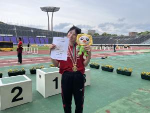 女子