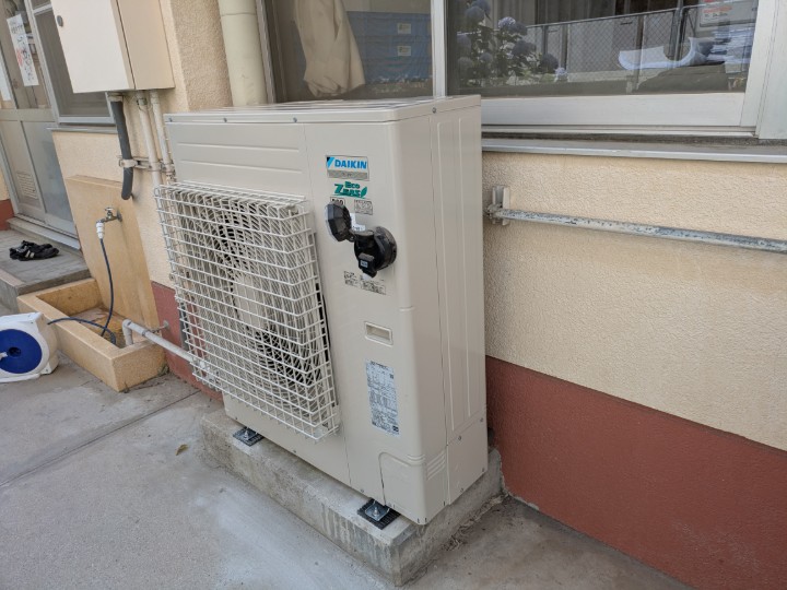 室外機
