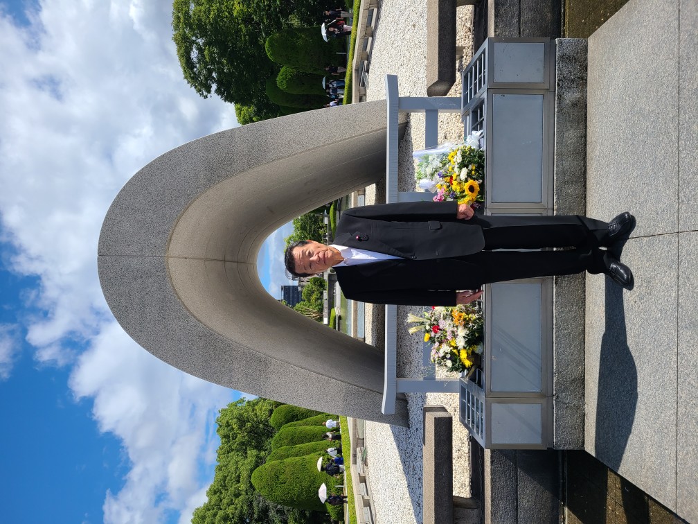 8月12日 平和公園へ献花に参りました②