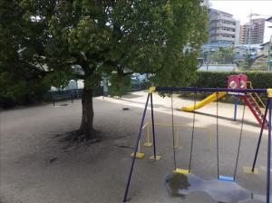 窪地公園
