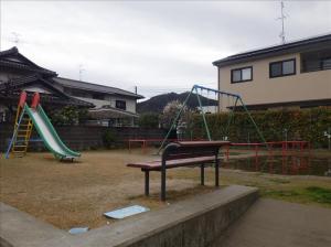 汁免ちびっこ公園