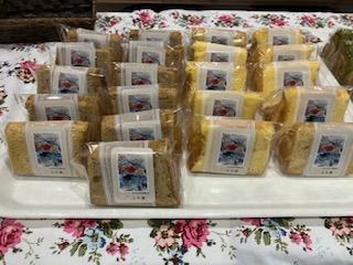 庁舎販売シフォンケーキ（ユキ園）